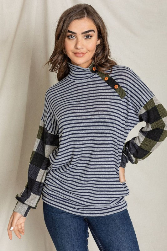 Turtle Neck Checker Sleeve Tunic