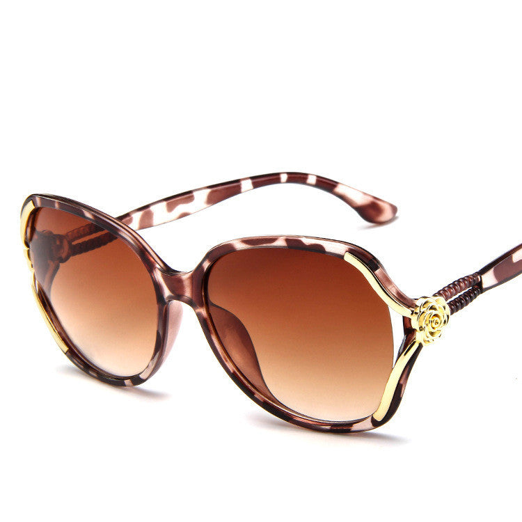 Elegant Rose Sunglasses - Vintage Chic for Women