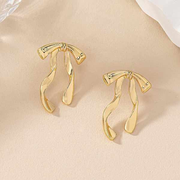 Bow earrings