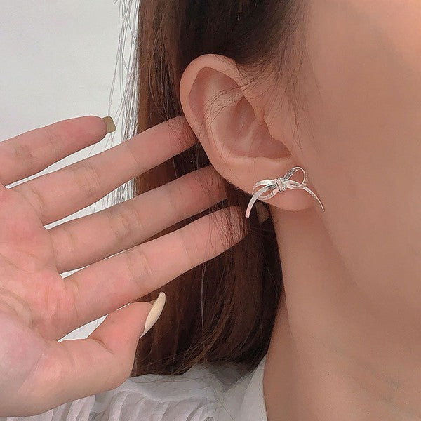 Bow earrings