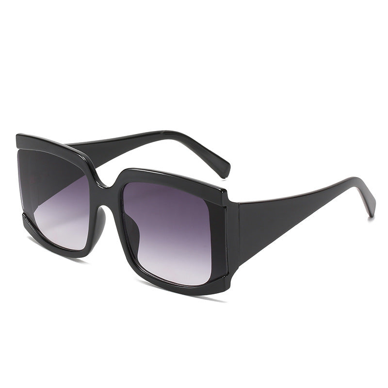 Square Oversized Sunglasses - Bold & Retro Chic