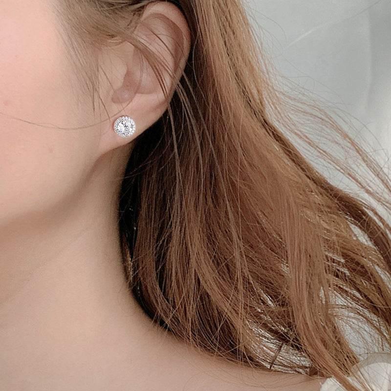 S925 White Moissanite Halo Stud Earrings, Sterling Silver D-Grade VVS Round-Cut Certificated Moissanite Jewelry for Men & Women, Simple & Stylish Gift for Wedding, Birthday, Anniversary