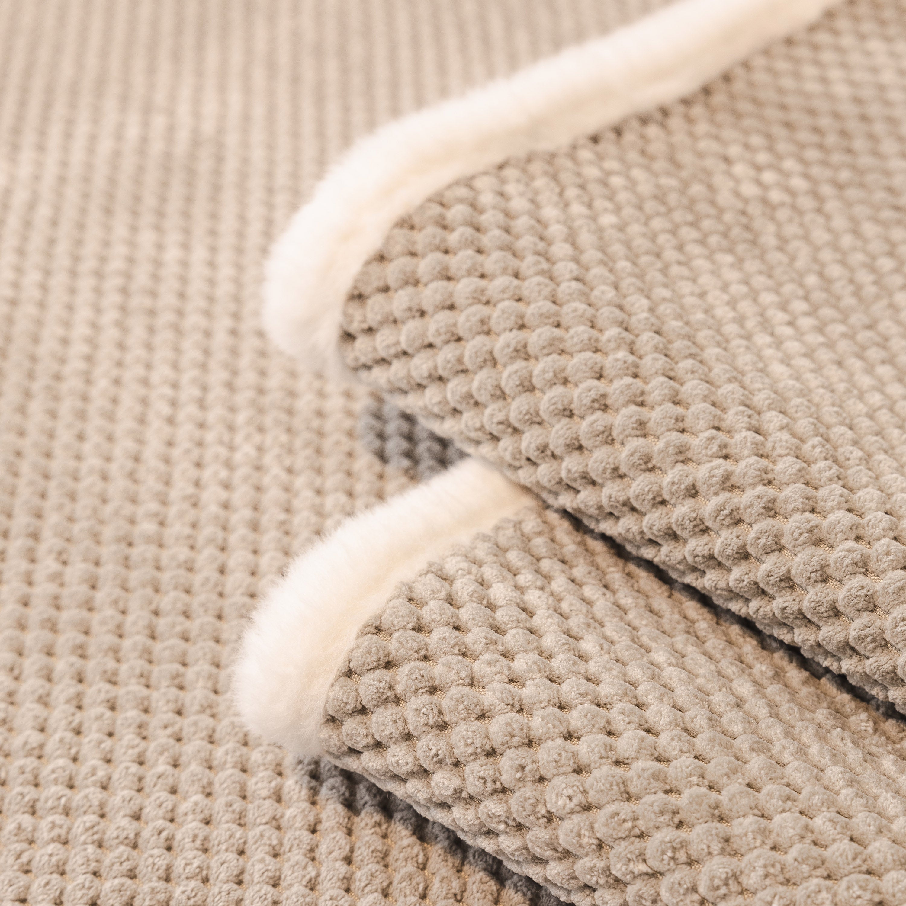 Dog Washable Sofa Protector Cover, Non-Slip Couch Slipcover with Soft Furry Trim