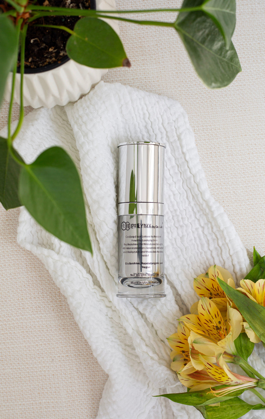 Face Moisturizer for Sensitive and Dry Skin - Lightweight