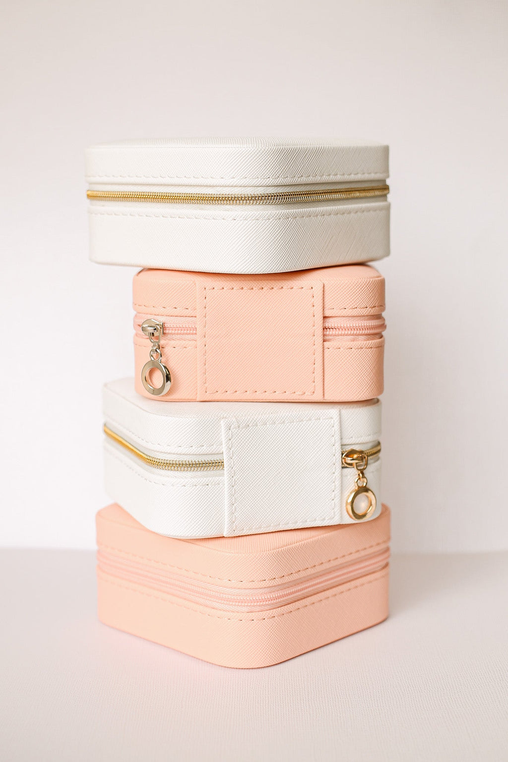 Jewelry Travel Case in Peach