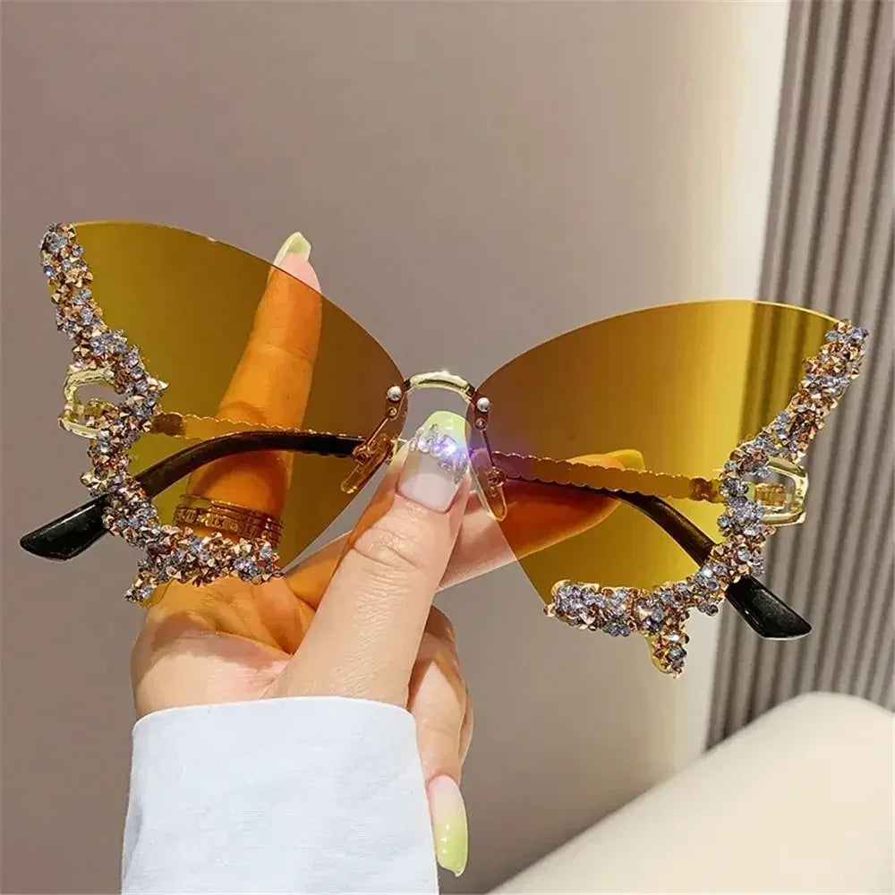 Vintage Oversized Diamond Butterfly Sunglasses Ladies Shades Purple Sunglasses for Women Bling Sun Glasses
