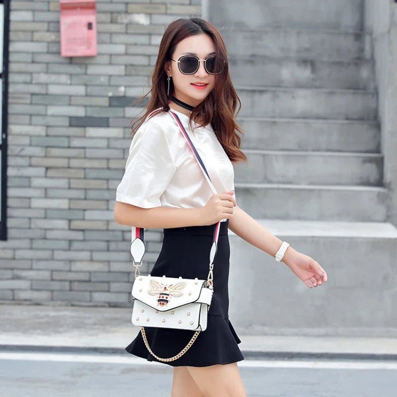 New Fashion Women's Bag Trend | Brand Pearl Bee Shoulder Bag & High Quality Temperament Ladies Crossbody Bag (Designer Luxury Handbag)