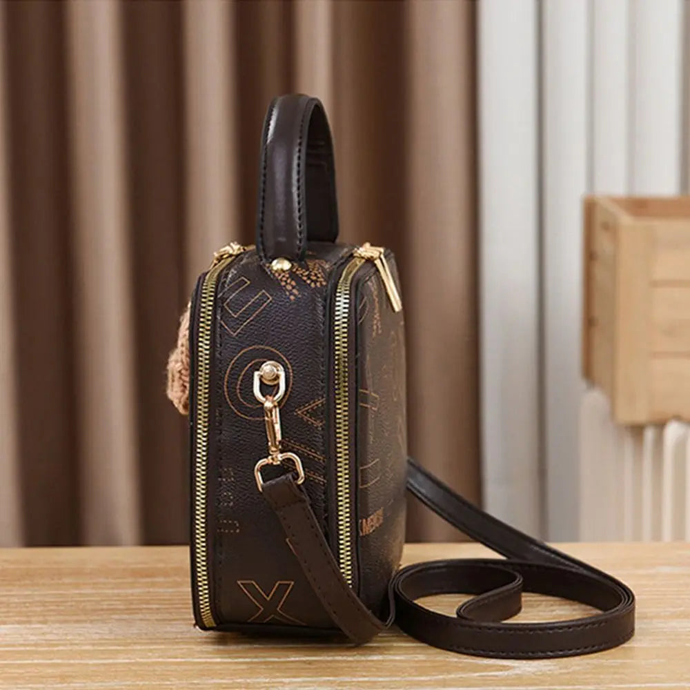 PU Leather Shoulder Bags | Fashion Simple Cute Cartoon Bear Crossbody Bag & Messenger Bag (Women's Small Square Handbags)